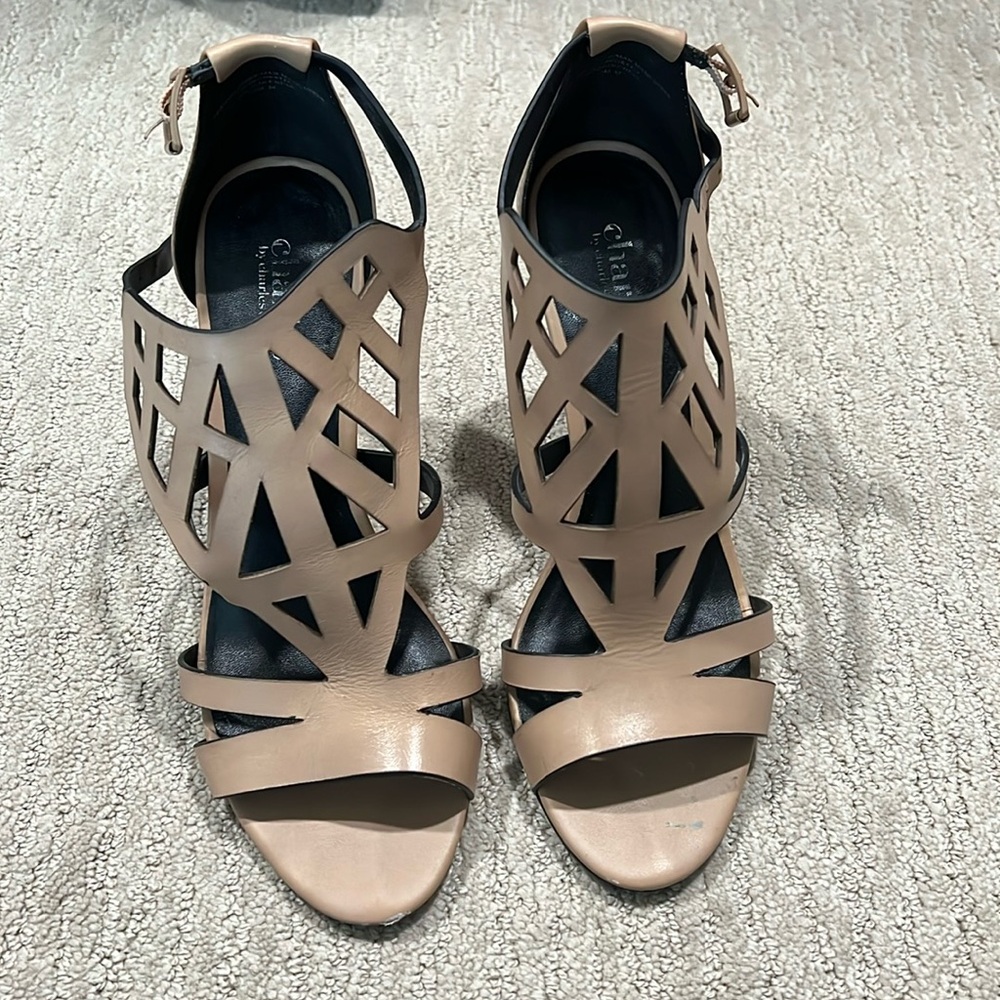 Charles by Charles David heels 7.5